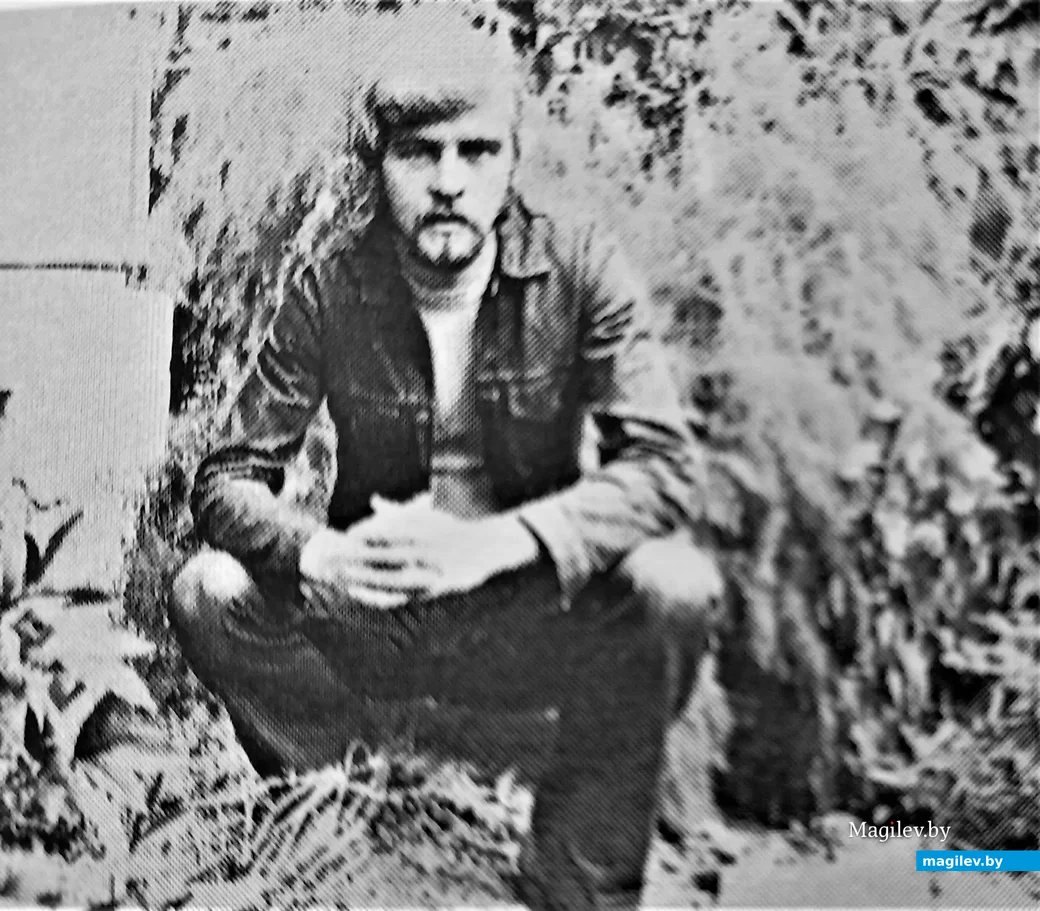 Евгений Байков, 1974г. Тот самый джинсовый костюмчик.