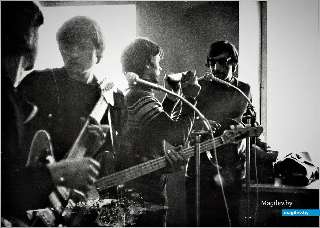 1970- е годы, Могилев. «Катки» стараются...