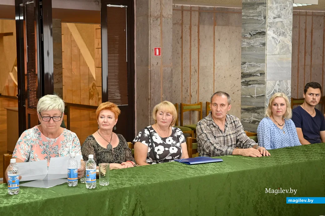 05.08.2021. Бобруйск. Встреча ремесленников с начальником отдела культуры Вадимом Щербичем
