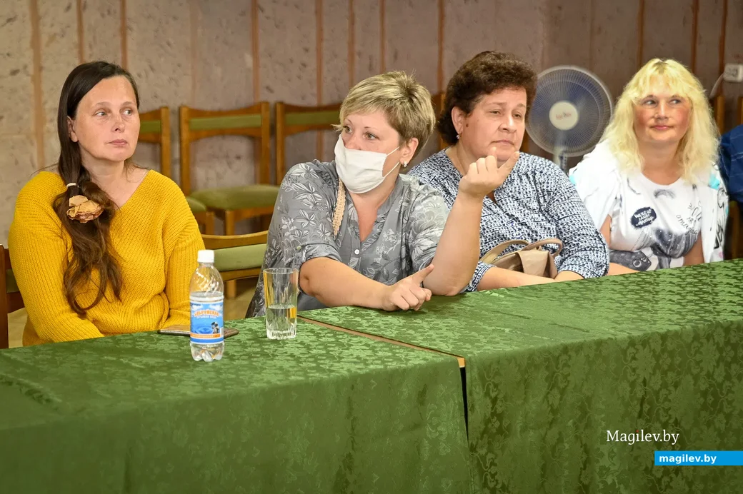 05.08.2021. Бобруйск. Встреча ремесленников с начальником отдела культуры Вадимом Щербичем
