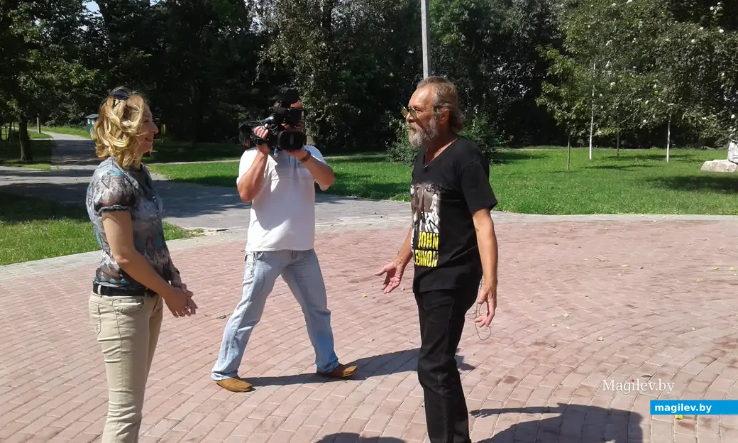 2014, Могилев, парк им. Горького. Кутузов рассказывает о былом.