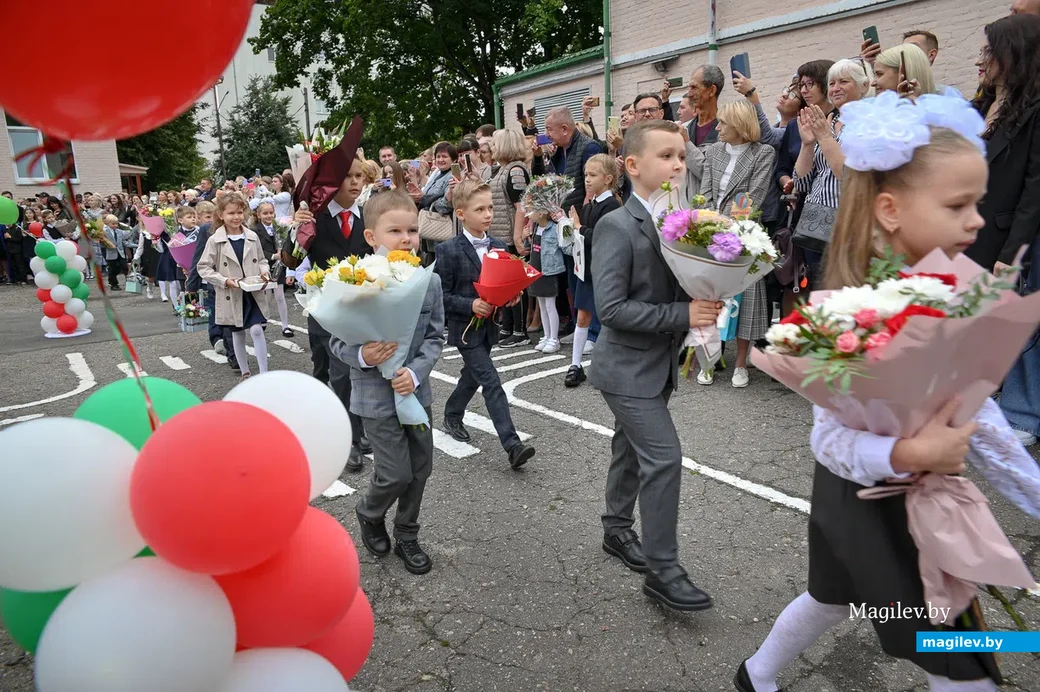 01.09.2021. Бобруйск. День знаний 1 сентября в гимназии №3 г.Бобруйска