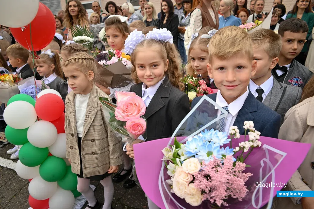 01.09.2021. Бобруйск. День знаний 1 сентября в гимназии №3 г.Бобруйска