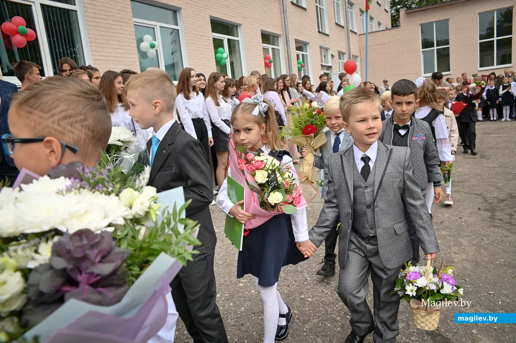 01.09.2021. Бобруйск. День знаний 1 сентября в гимназии №3 г.Бобруйска