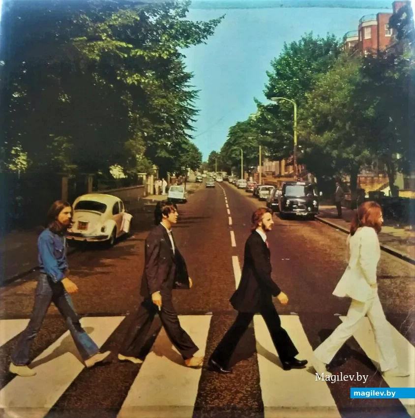 Тот самый бостонский «Abbey Road», который Михаил приобрел, только ступив на американскую землю.
