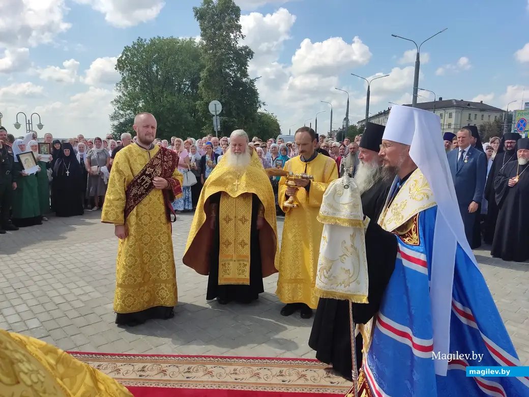 6 августа 2022 года. Памятник просветителю Георгию Конисскому торжественно открыли в Могилеве.