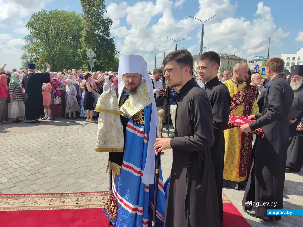 6 августа 2022 года. Памятник просветителю Георгию Конисскому торжественно открыли в Могилеве.