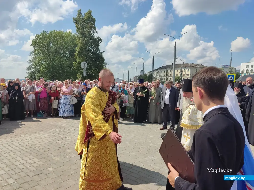 6 августа 2022 года. Памятник просветителю Георгию Конисскому торжественно открыли в Могилеве.