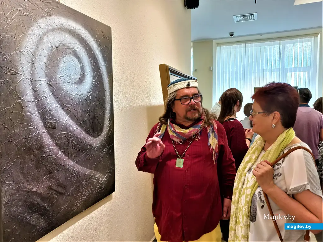 Открытие выставки Вадиса Красовского «Иллюзия лиц 5:0». Могилев, выставочный зал Музея истории Могилева. 01.07.2022 года.