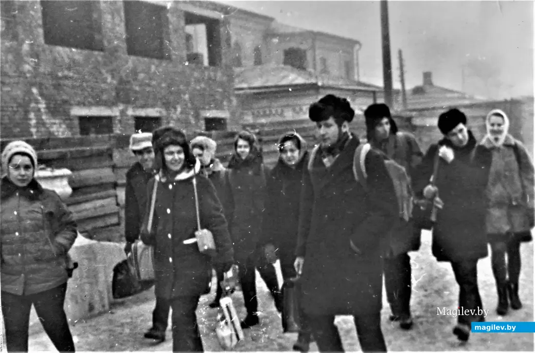 Владимир Браиловский (в центре) и в молодые годы мог повести за собой кого угодно....