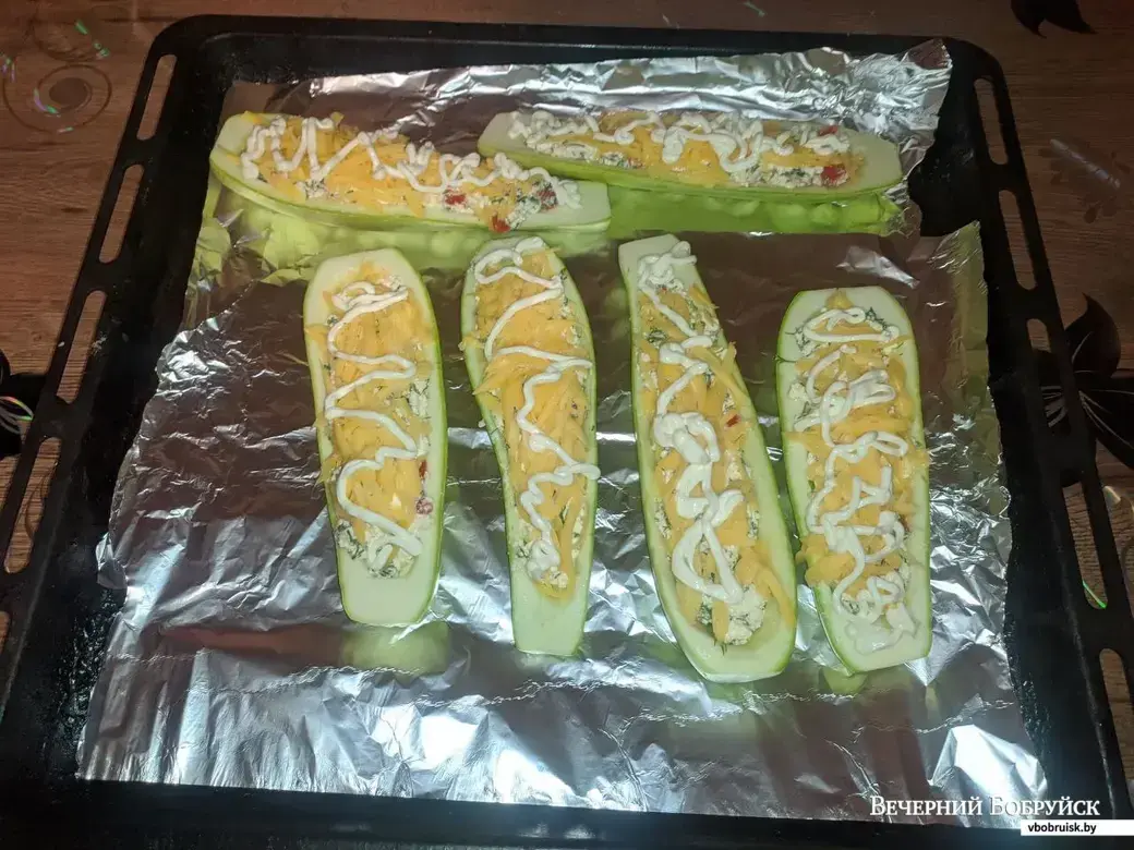 Готовим сами: кабачки, запеченные с творогом