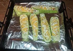 Готовим сами: кабачки, запеченные с творогом