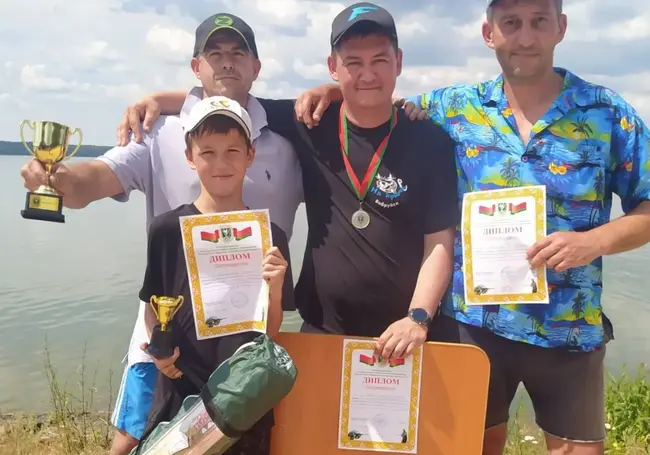14 кило рыбы за четыре часа! На областных соревнованиях по поплавочной ловле победили рыбаки из Бобруйска