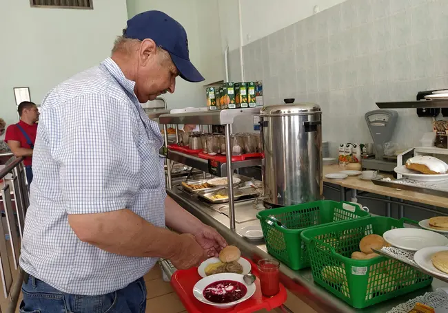 Столовая на проходной «Могилевхимволокно»: обед химиков за 7,65 рубля