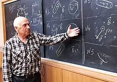 Зарплата учителей к 2025 году должна составить 106 % от средней по стране – Минобразования