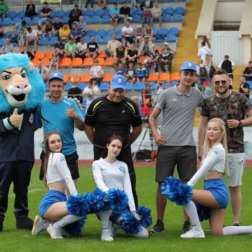 Настоящий блогер всегда в гуще событий!