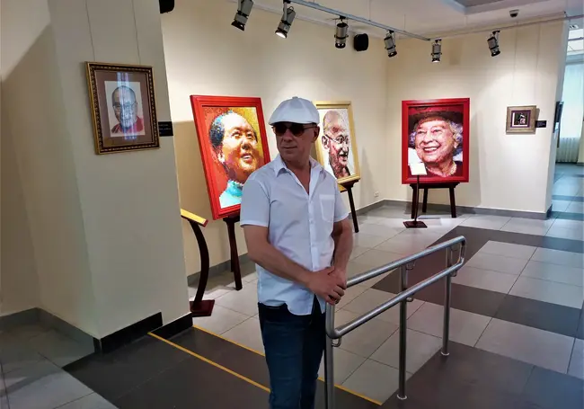 Даже если они никогда не общались с Далай-ламой и не всегда аплодировали Высоцкому