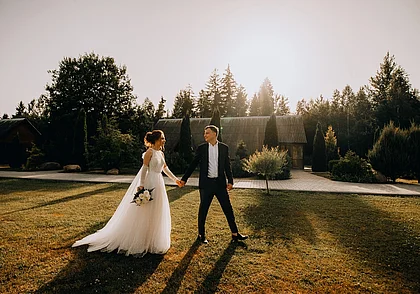 «Здесь свадьбы, как в голливудских фильмах!» Побывали в усадьбе «Лесной двор» под Могилевом