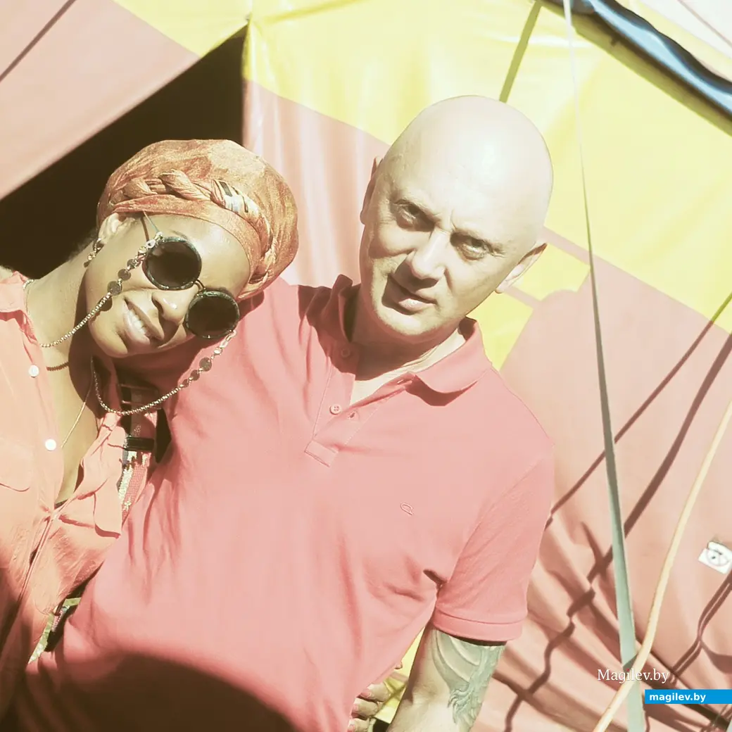 Июль 2022 г. Могилев. Серж Бондарчук и Эдглис Хайле Моньер приехали вместе с цирком «Дзіва» в наш город