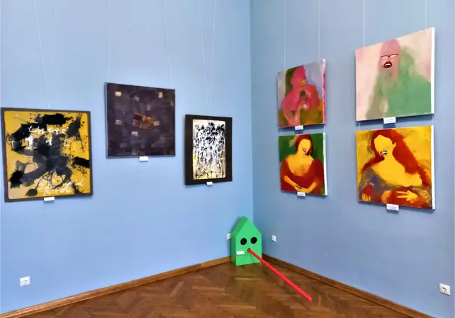 Современное искусство ломает стереотипы: в Могилеве открылась выставка «Концепт 21»