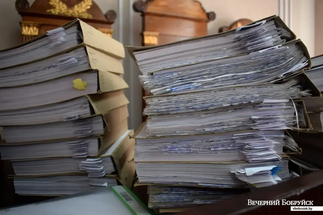 Июль 2022, суд Кировского района. Рассмотрение дела директора бобруйской фирмы ритуальных услуг