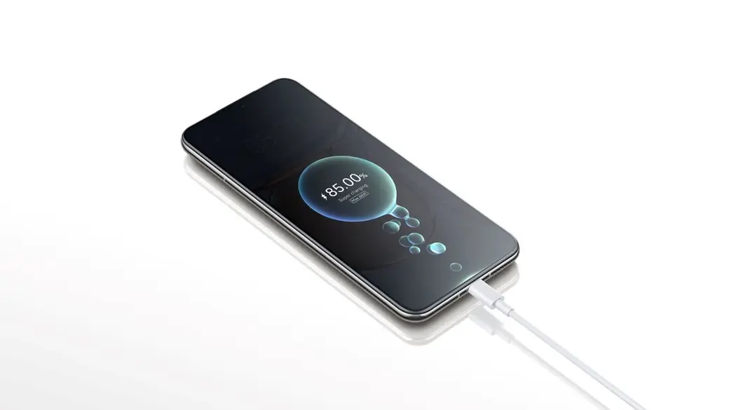 Смартфон Huawei P50 использует 8-ядерный процессор Snapdragon 888 4G и интерфейс EMUI 12.