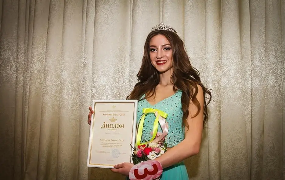 В областном этапе конкурса «Королева весна-2018» в Могилеве тоже победила Анна Янкова