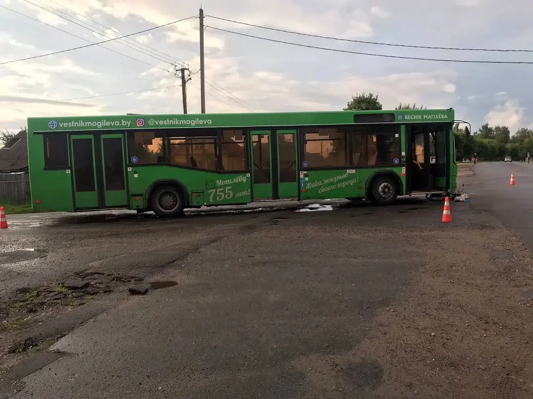 24.07.2022г. Могилев, ул.Алтайская. В результате ДТП травмирован велосипедист