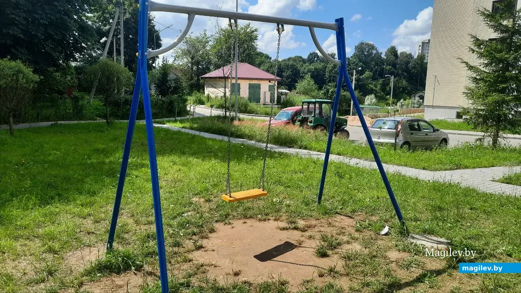 26.07.2022 г. Могилев, пр.Мира. Здесь появилась новая детская мини-площадка