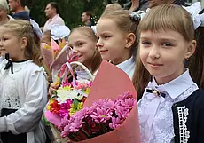 На четверть увеличат средства на ремонт школ Могилевской области, а в августе изменятся маршруты и график некоторых поездов: обзор СМИ Могилева за минувший день