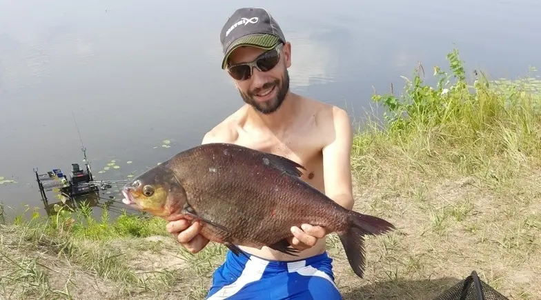 Фото с турнира по ловле рыбы фидером-2021.