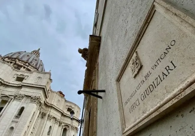 Толькі што завяршыўся суд над галоўным банкірам Ватыкана