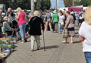 Что почем? От изобилия ягод на Центральном рынке Могилева просто глаза разбегаются