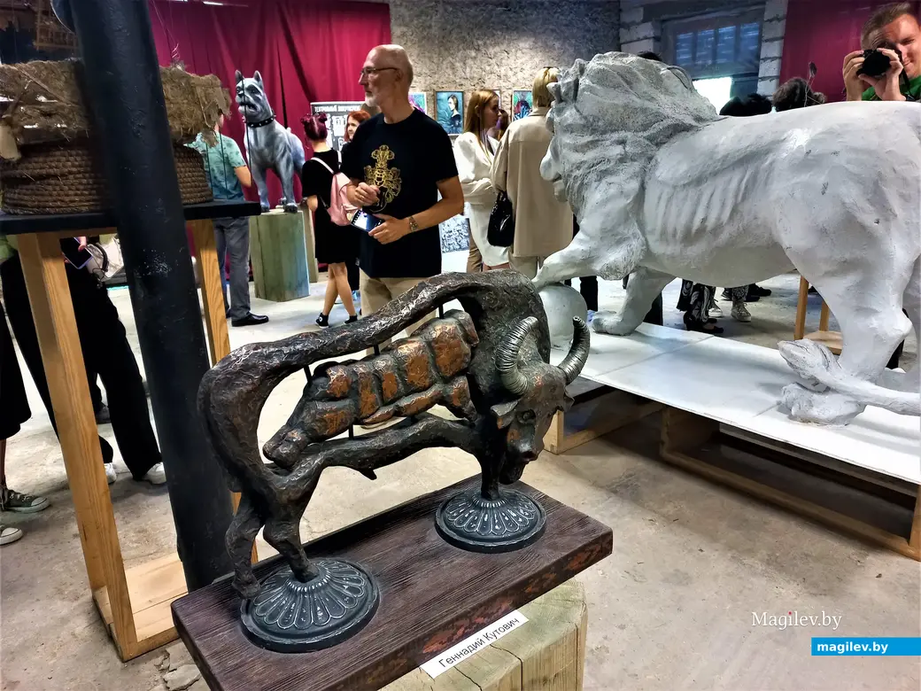 Выставка «Театральный дивертисмент», галерея Андрея Воробьева, 29.07.2022 г.