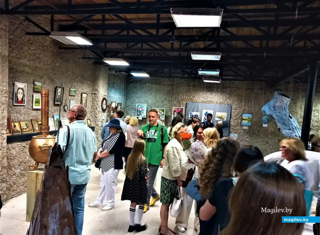 Выставка «Театральный дивертисмент», галерея Андрея Воробьева, 29.07.2022 г.