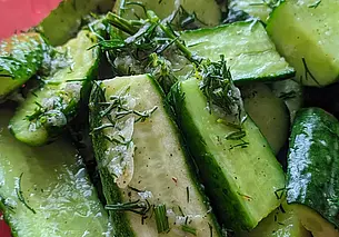 Готовим сами: малосольные огурчики «Быстрые»