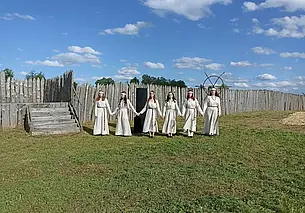 Около тысячи гостей посетили этнофест «У госці да радзімічаў» в Чаусском районе. Фотофакт