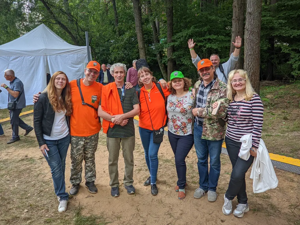 31.07.2022. Черноборский сельский Совет. Гости из Сибири, участники бард-проекта «Станция Сибирь» Александр Чернынев и Вадим Кусков вместе с гомельской исполнительницей