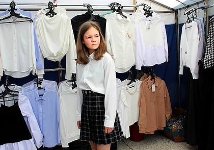 Минобразования: родители могут сами выбирать, где покупать школьную форму