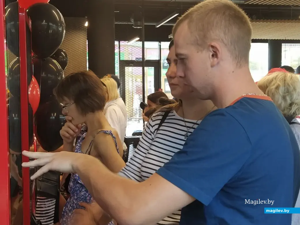 5.08.2022 г. Могилев, Привокзальная площадь. Сегодня, 5 августа, здесь открылся ресторан фастфуда KFC