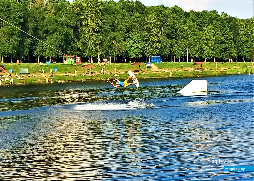 Пляж Boardhouse на Печерском озере. Могилев, 5.08.2022 г.
