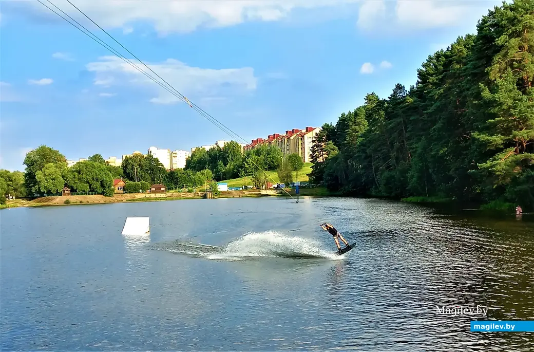 Пляж Boardhouse на Печерском озере. Могилев, 5.08.2022 г.