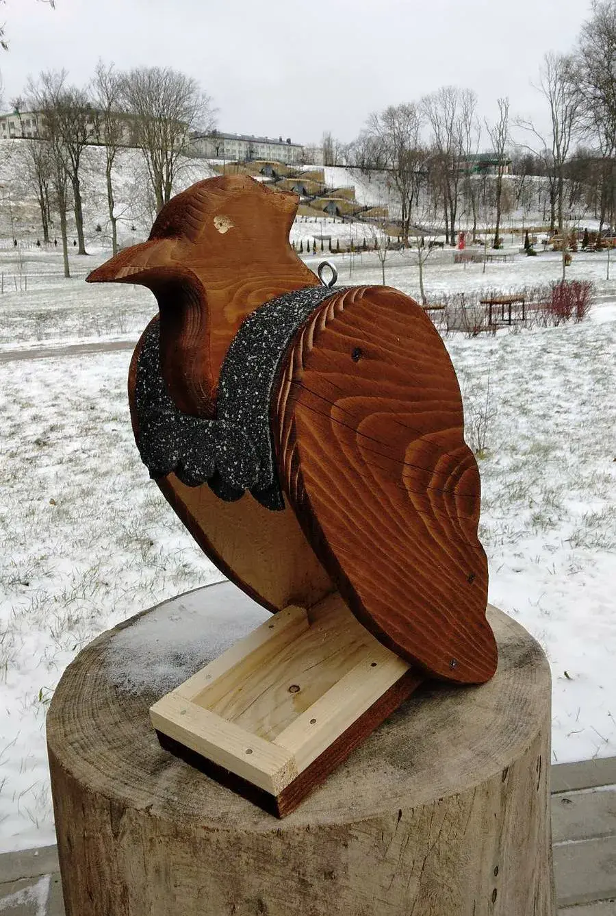 В городском парке Могилева проводится конкурс кормушек для птиц