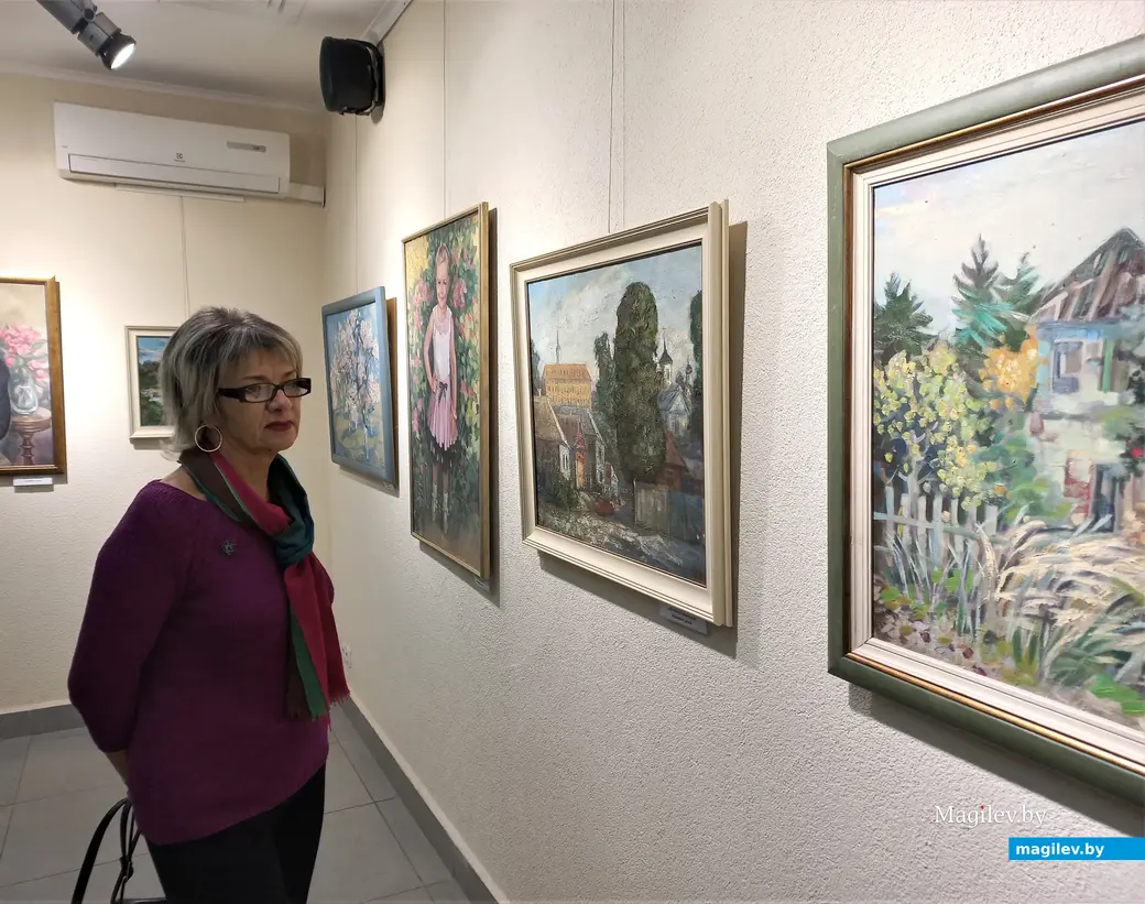 1.12.2021 г. Фрагмент экспозиции выставки Веры Юрковой