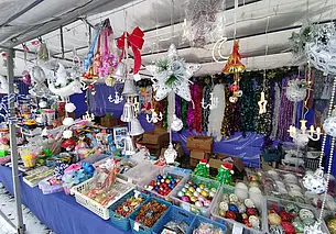 В Могилеве заработали предновогодние ярмарки. Рассказываем и показываем, где именно