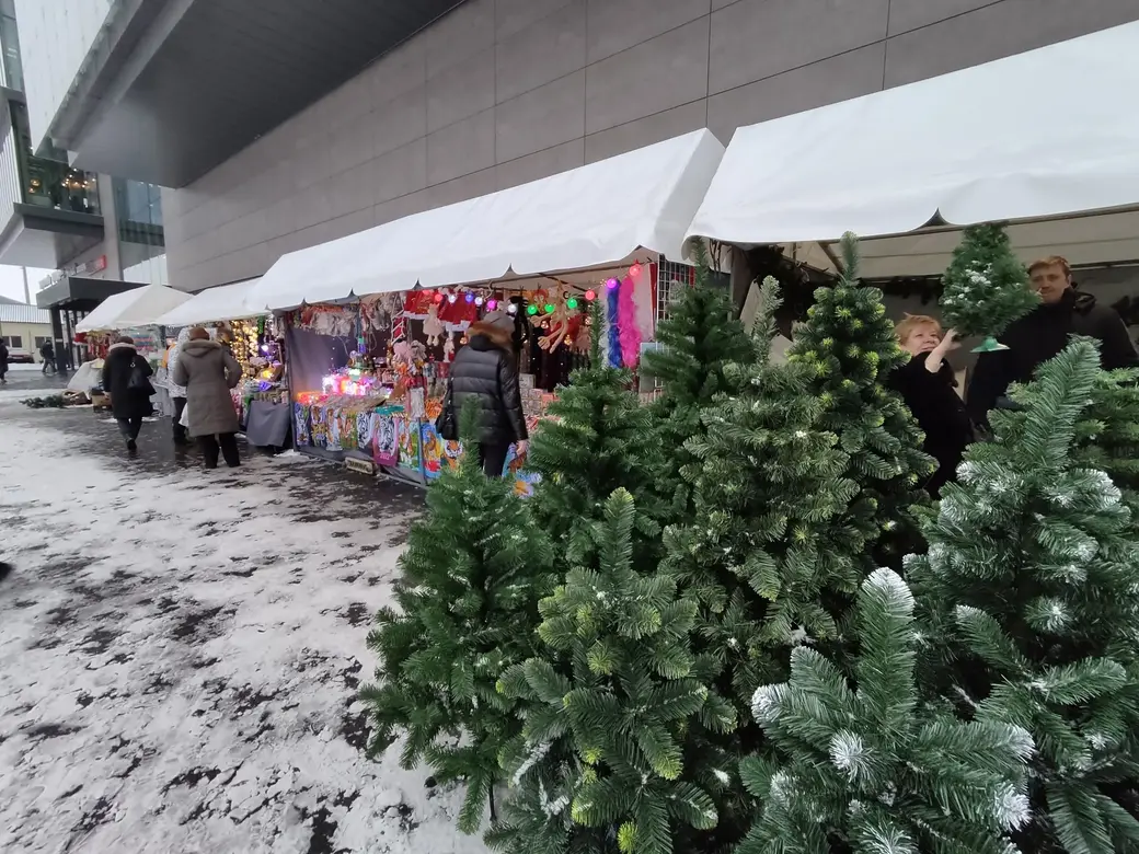 2.12.2021 г. Могилев. Ярмарка на площади Единства