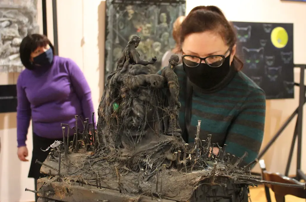 6.12.2021 год. Этнографический музей Могилева. На выставке работ Александра Вышки.