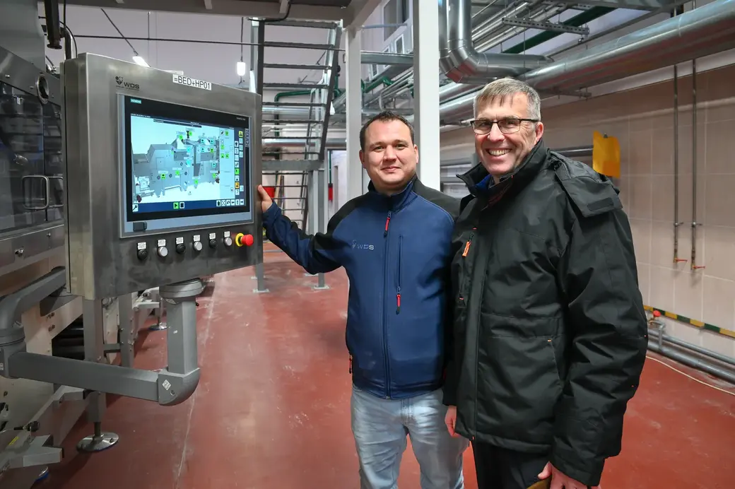 Шеф-монтажные и пуско-наладочные работы на могульной линии по производству жевательного мармелада и жевательных конфет выполняют специалисты немецкой компании Anton