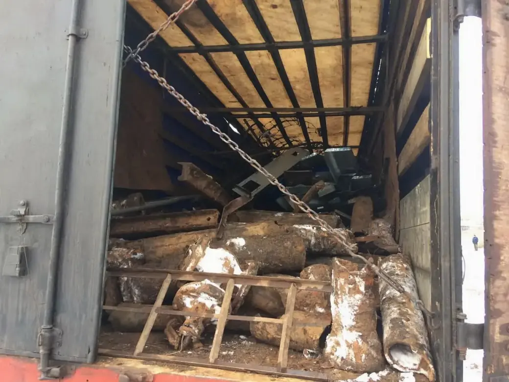 03.12.21г. Под Могилевом остановили фуру с 20 т лома черного металла без документов. Фото: УВД