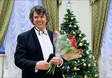Вспомнить все. «Сергей Захаров говорил, что всегда старается общаться с залом, как с любимым человеком»